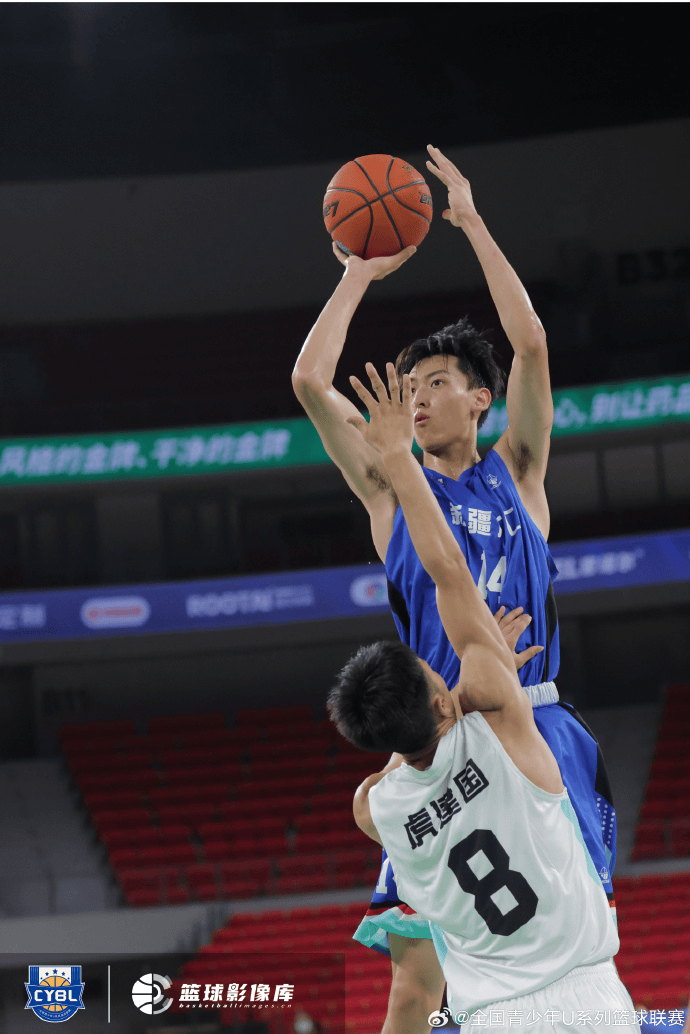 战胜新疆U, 华侨大学, https