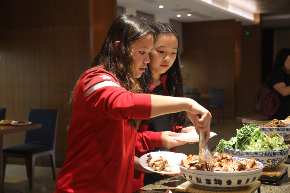 务各国运动, jlTD, 审核